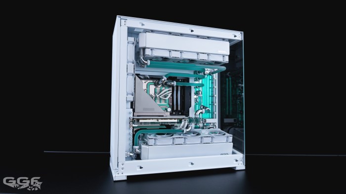 Phanteks NV7 Case A Review of the Seamless Panoramic Glass Chassis