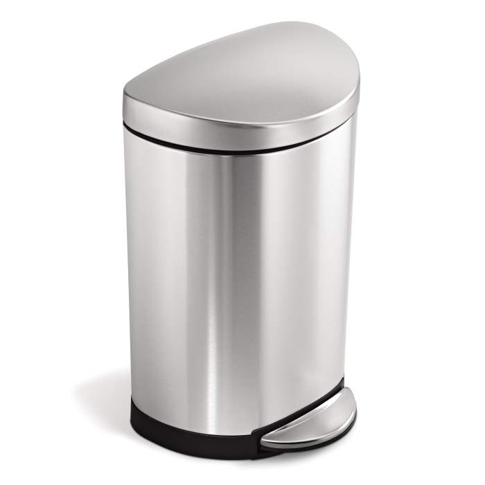 Simplehuman Round Step Trash Can Reviewing the Fingerprint-Proof Finish