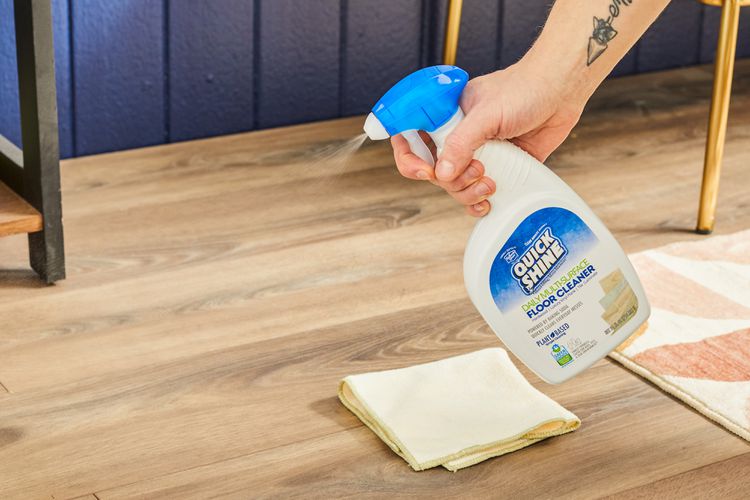Good hardwood floor cleaner for a spotless shine